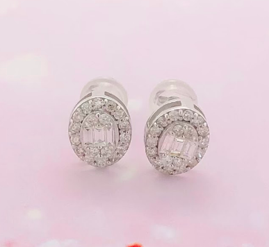 .40 CTW Diamond Earrings PLATINUM E615