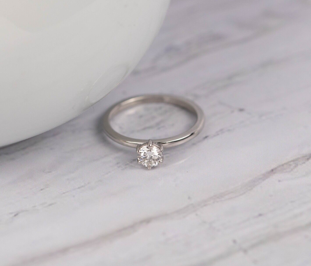.30 Carat Diamond Engagement Ring PLATINUM ER833