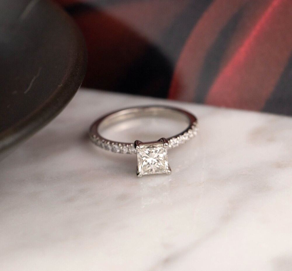 GIA-Certified 1.01 Carat Diamond w/ .21 CTW Engagement Ring PLATINUM ER879