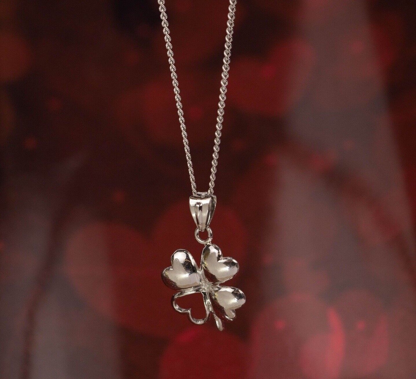 Four-Leaf Clover Necklace PLATINUM N179