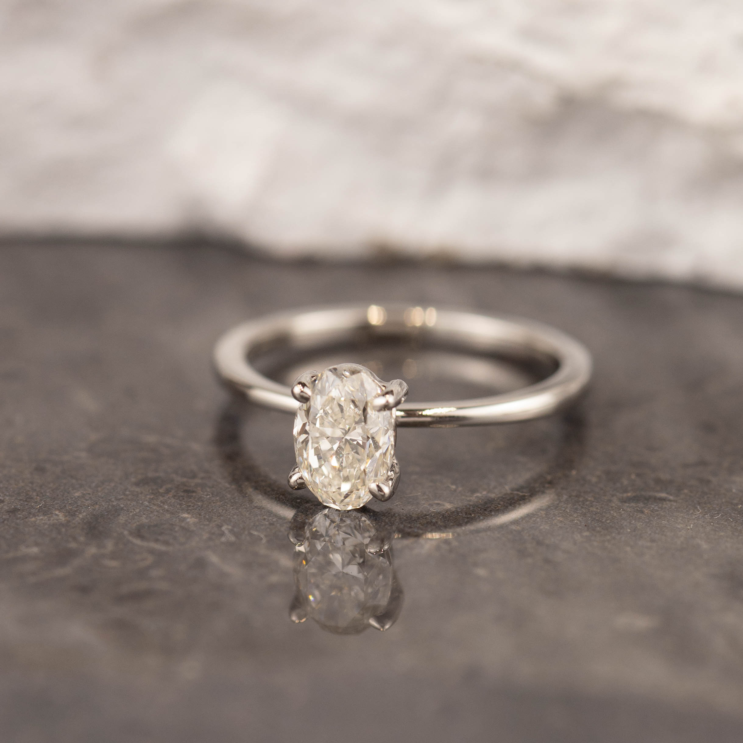 GIA-Certified 1.00 Carat Diamond Engagement Ring PLATINUM ER995