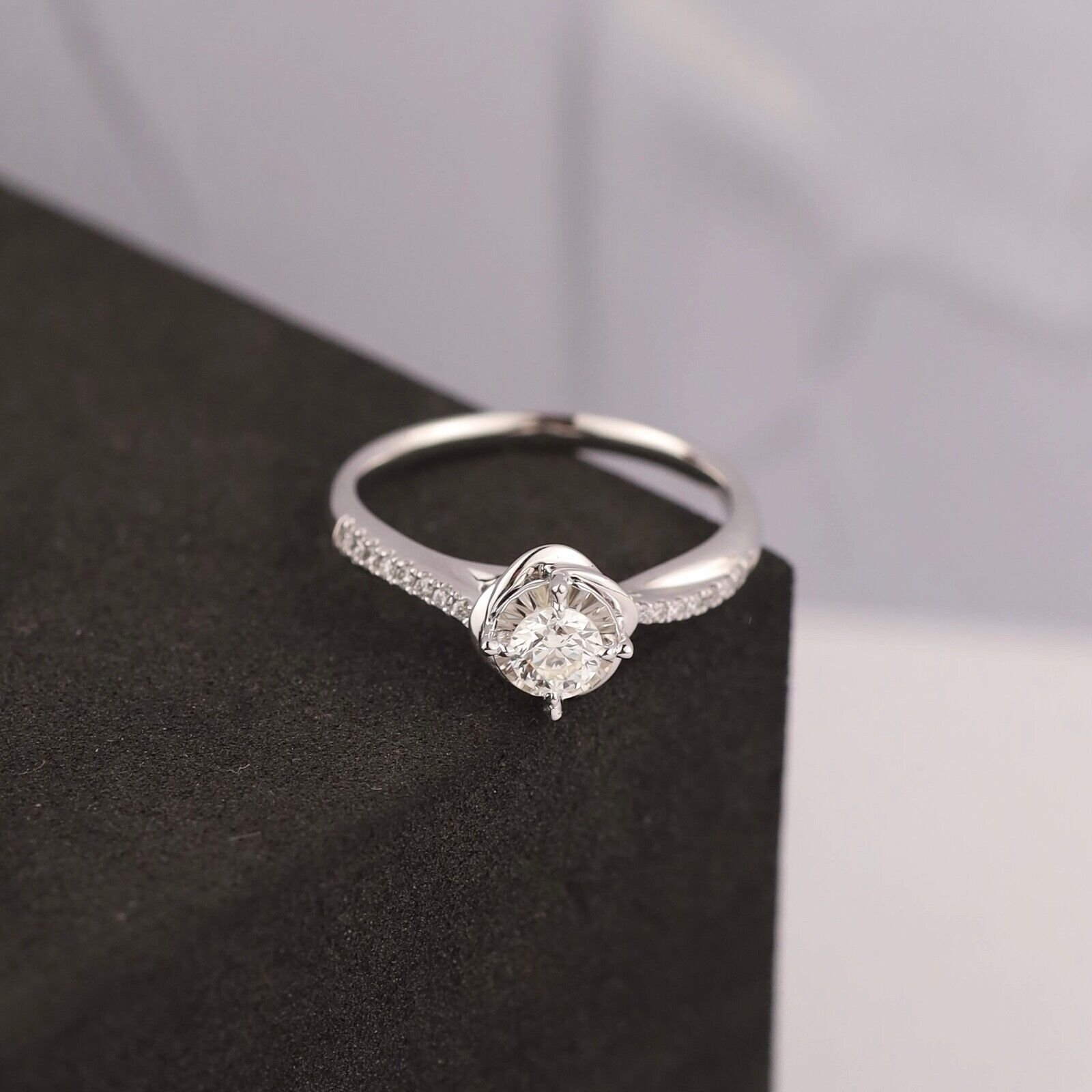 .319 CTW Diamond Engagement Ring PLATINUM ER0145-PT