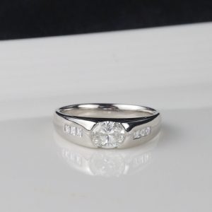.924 CTW Diamond Ring Platinum PR405-PT